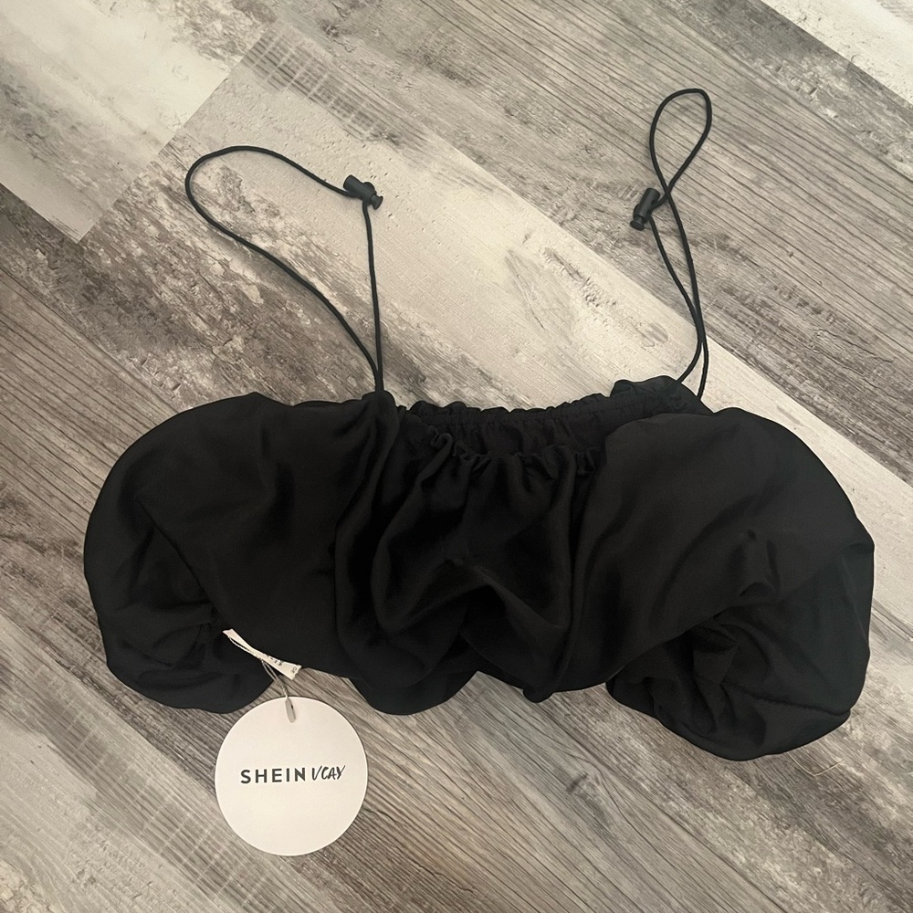 Black Ruffle Crop Top - Picture 2 of 3